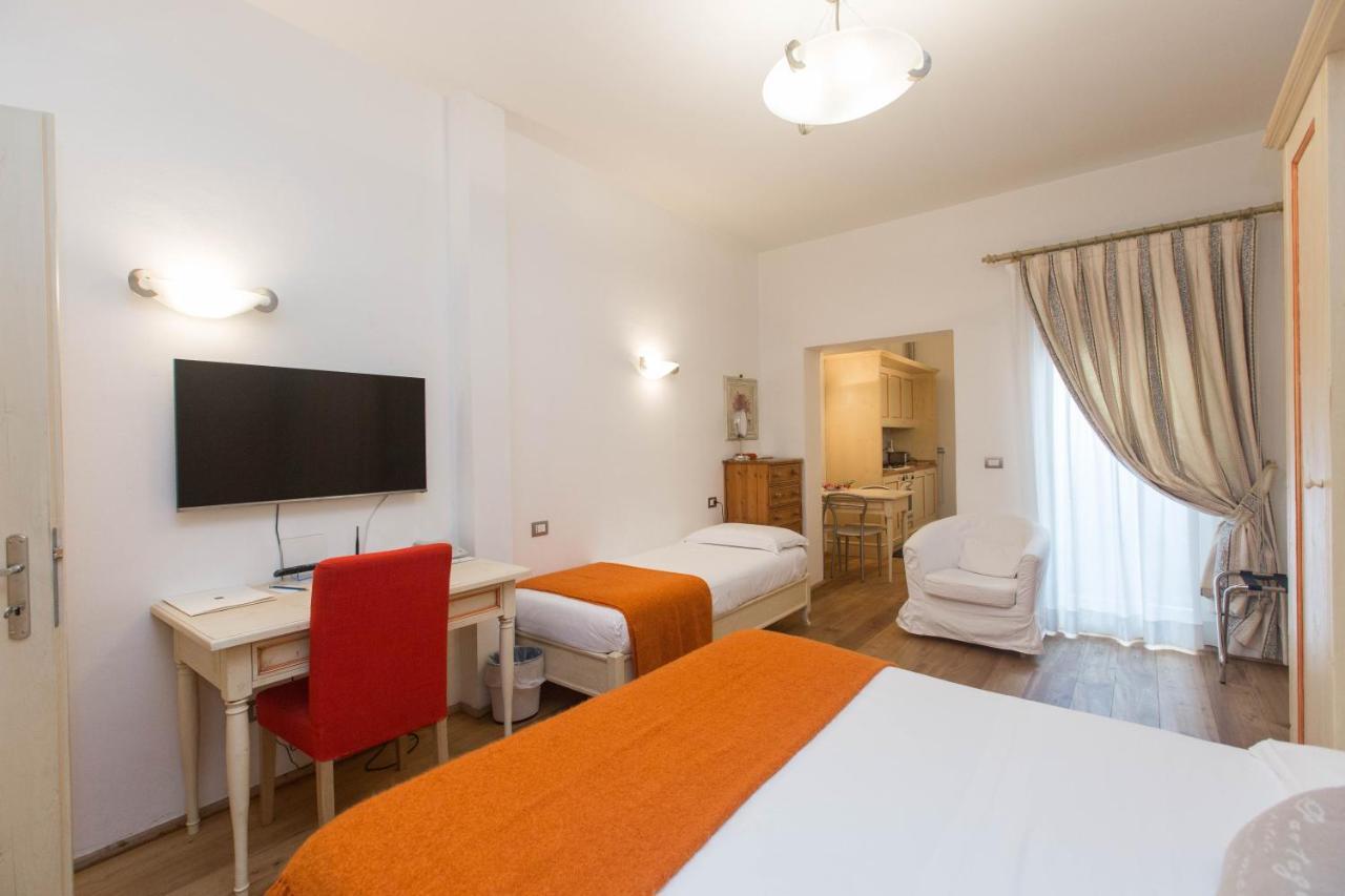 Palazzo Trevi Charming House Bed and Breakfast Bologna Esterno foto