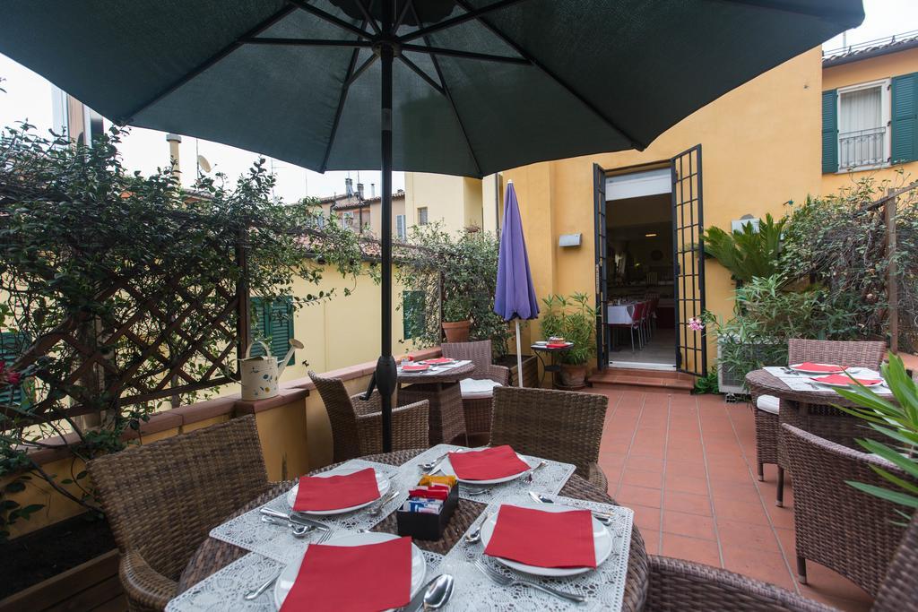 Palazzo Trevi Charming House Bed and Breakfast Bologna Esterno foto