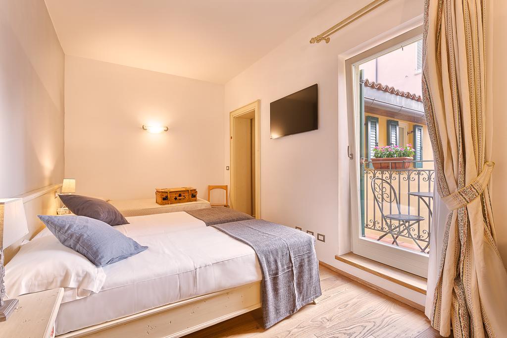 Palazzo Trevi Charming House Bed and Breakfast Bologna Esterno foto