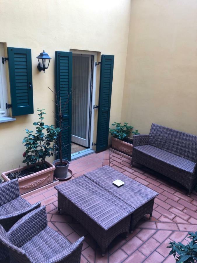 Palazzo Trevi Charming House Bed and Breakfast Bologna Esterno foto